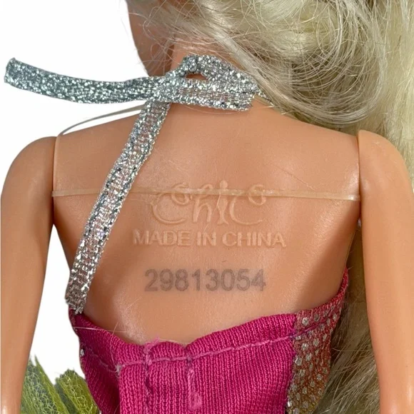 Mattel 2009 Chic Dolls Set Of 4 Barbie Blonde Brunette Mermaid Princess - Picture 2 of 6